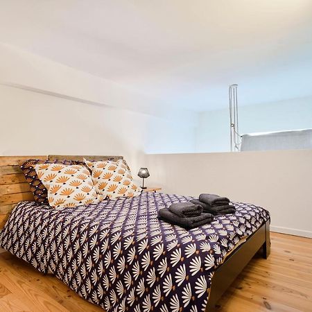 Locationstourcoing - Le Loft Two Apartment Bagian luar foto
