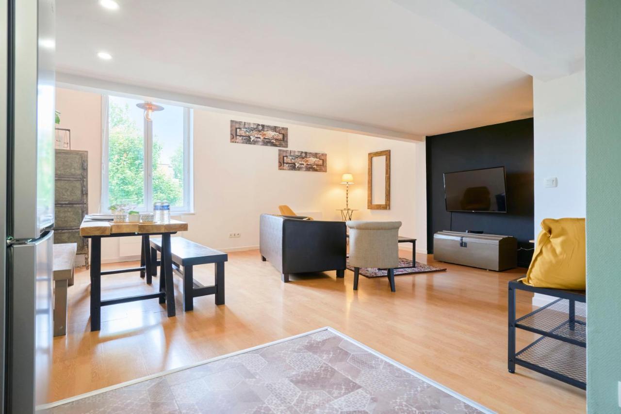 Locationstourcoing - Le Loft Two Apartment Bagian luar foto