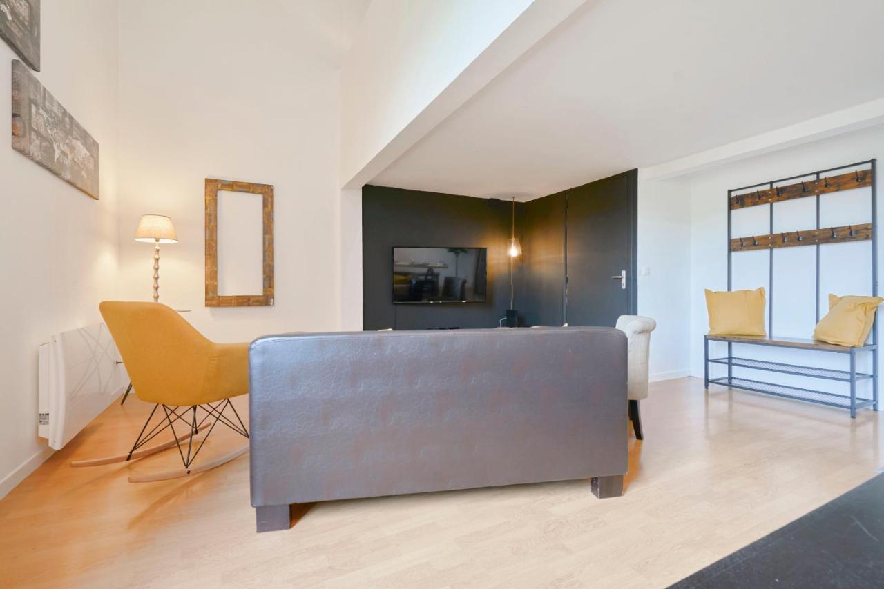Locationstourcoing - Le Loft Two Apartment Bagian luar foto